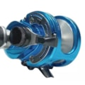 Carretilha Okuma Cavalla 5- IILX Blue - Esquerda