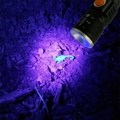 Lanterna Led Recarregável USB Ultra Violeta